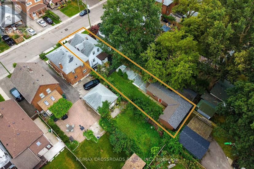 36 McDonald Avenue — photo 37 of 38