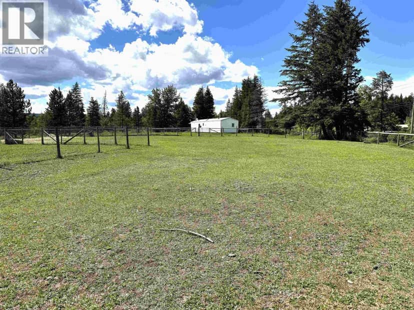 3238 HINSCHE ROAD, 150 Mile House, photo 6