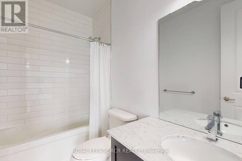 707 - 15277 Yonge Street — photo 23 of 36