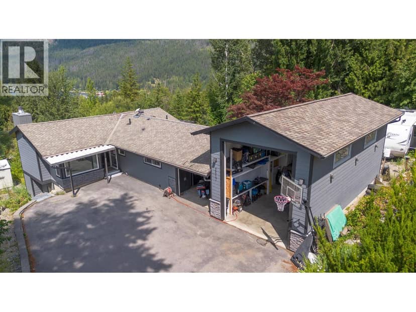 2617 Mountview Drive, Blind Bay, photo 2