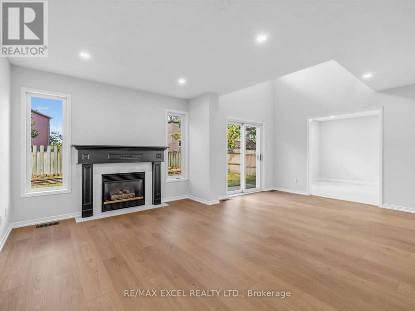 396 Cundles Road W — photo 15 of 37