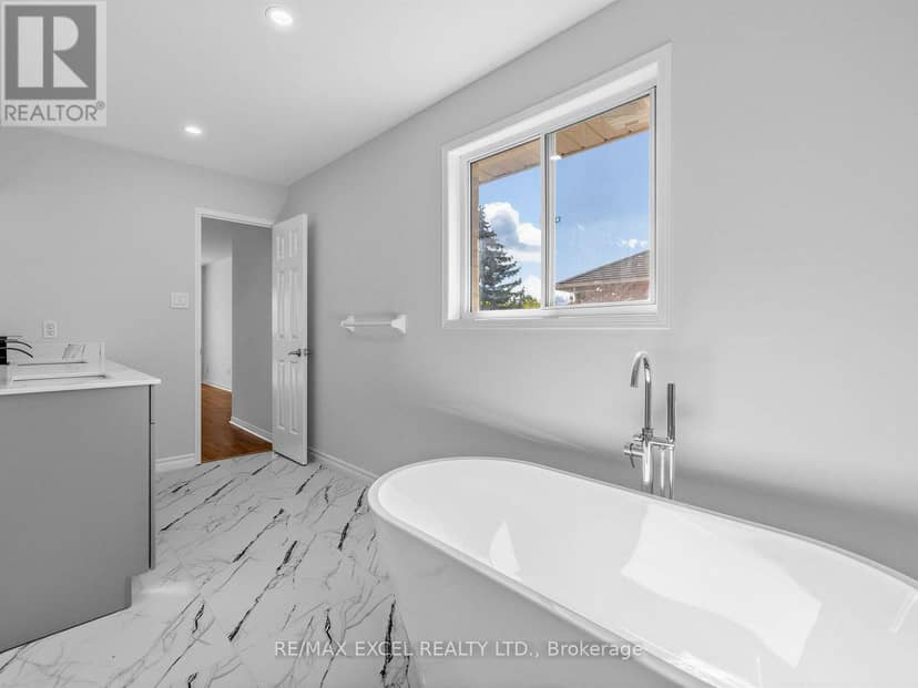 396 Cundles Road W — photo 27 of 37
