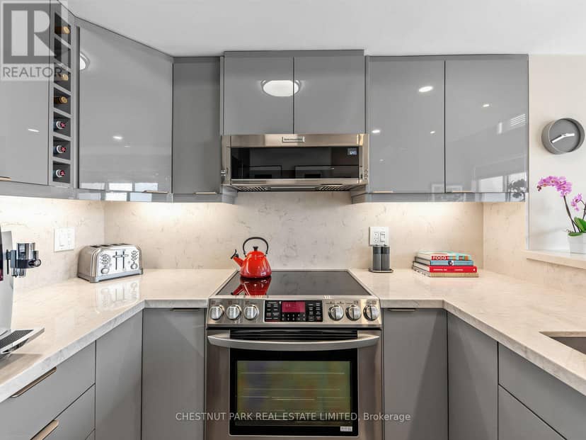 PH 802 - 1801 Bayview Avenue — photo 10 of 40