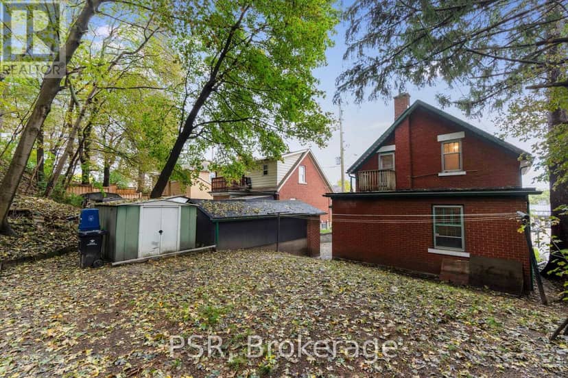 381 Victoria Street N — photo 22 of 23