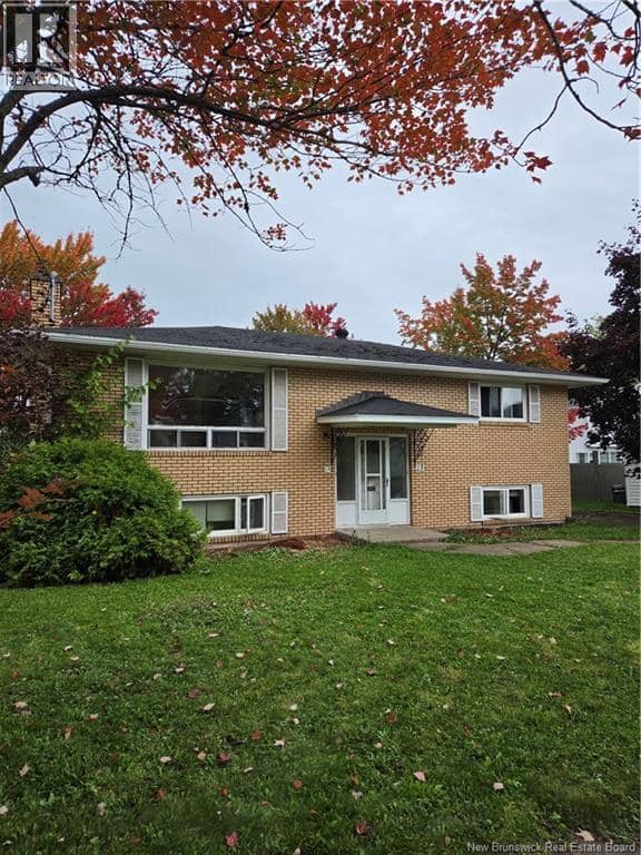 15 Willett Street, Moncton, photo 2