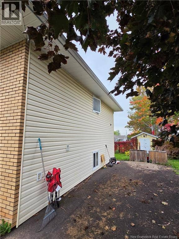 15 Willett Street — photo 32 of 38