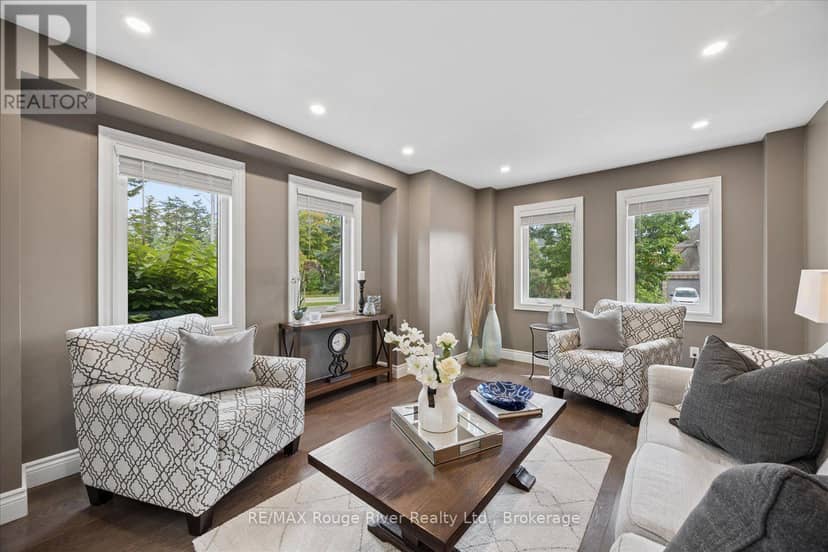 10 Windbreak Crescent, Whitby, photo 7