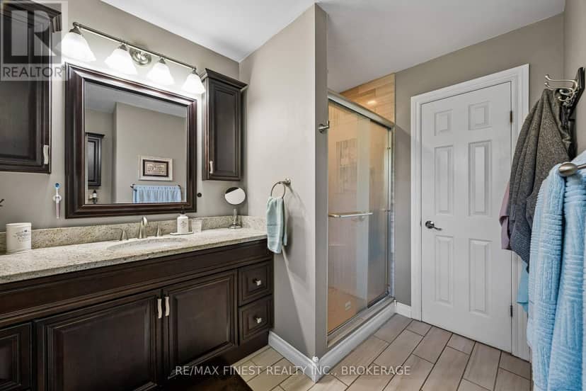 2032 Valleyview Drive — photo 26 of 40
