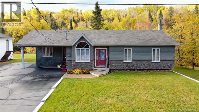 165 Rivière-à-la-Truite Street, Saint-Jacques