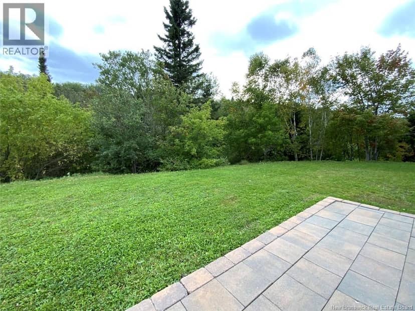 165 Rivière-à-la-Truite Street — photo 25 of 31