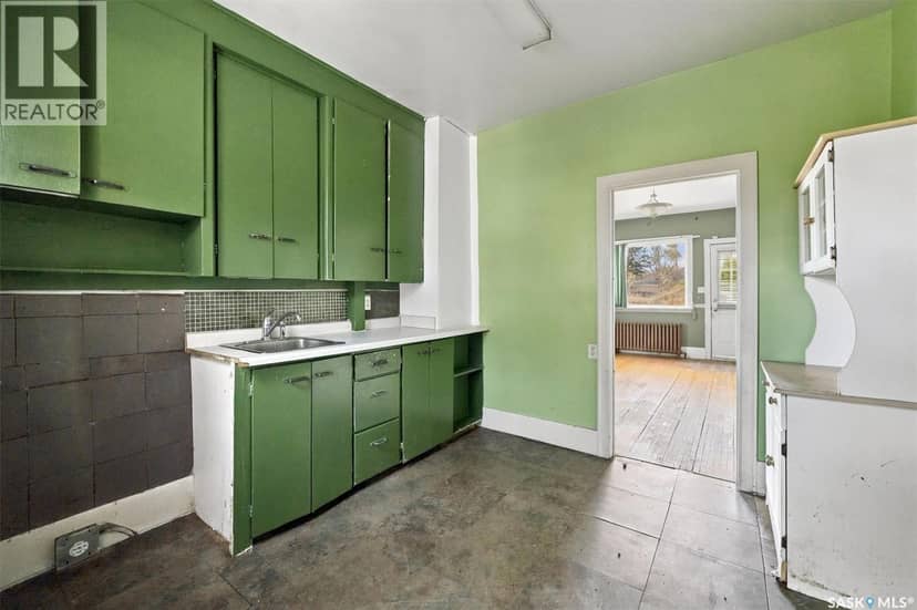 1224 B Avenue N — photo 13 of 40