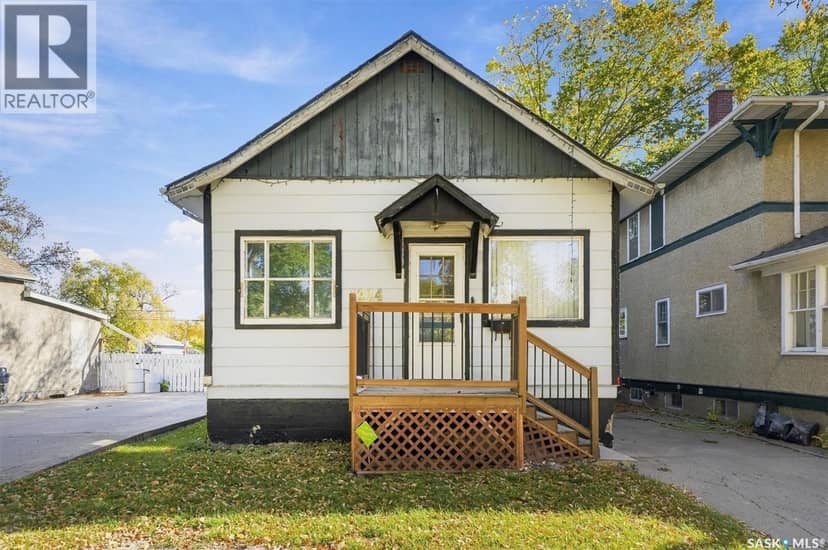 1224 B Avenue N, Saskatoon, photo 2