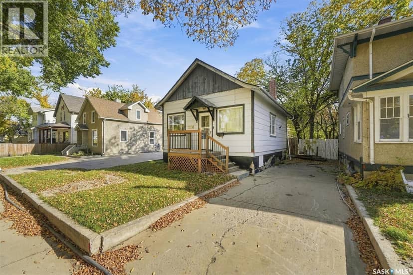 1224 B Avenue N, Saskatoon, photo 3