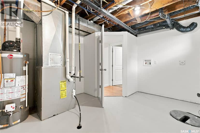 220 Main STREET — photo 15 of 40