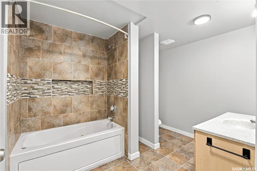 220 Main STREET — photo 17 of 40