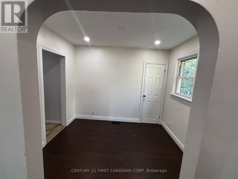 61 Wistow Street — photo 17 of 40