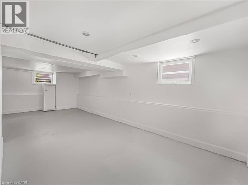 84 CARLETON Street — photo 13 of 19