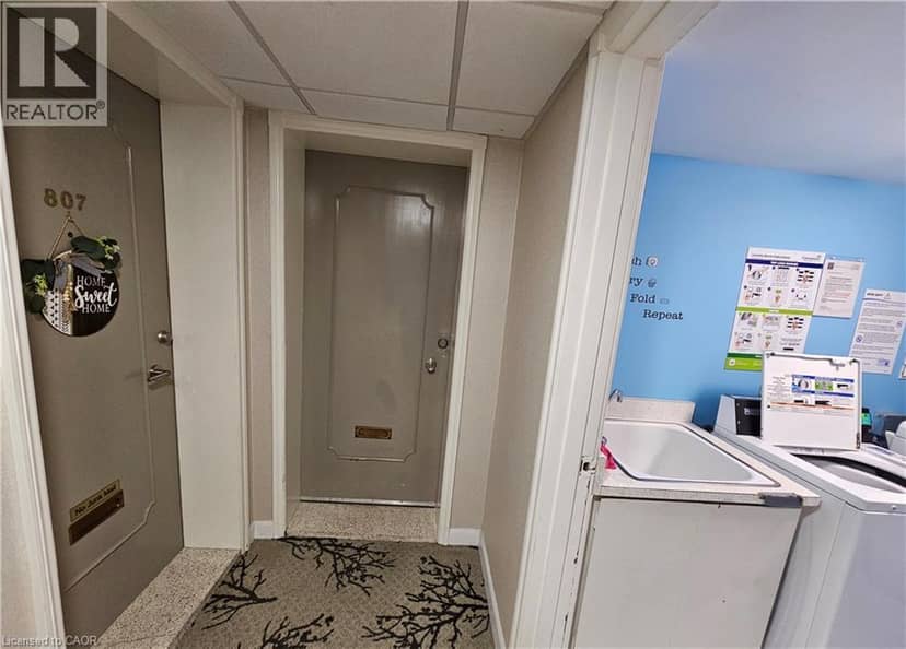 8 WOODMAN Drive S Unit# 807, Hamilton, photo 6