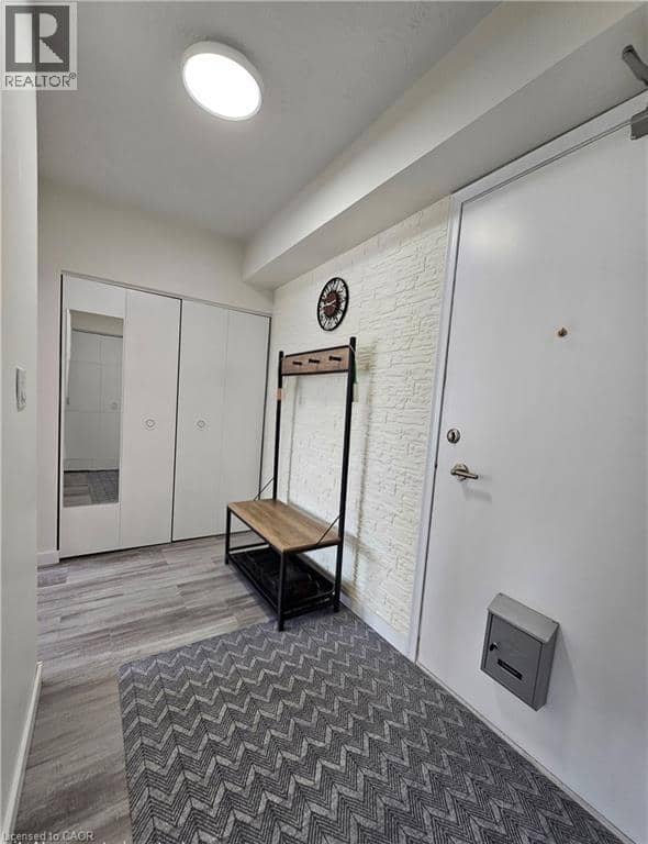 8 WOODMAN Drive S Unit# 807, Hamilton, photo 7
