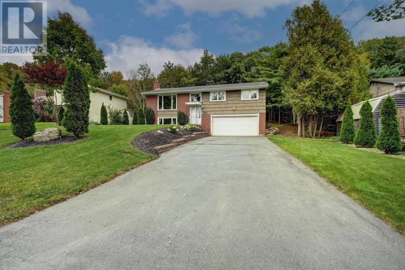 4200 Highway 2, Wellington, photo 3