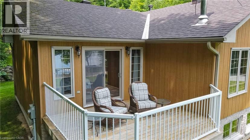 165 LAKESHORE Drive — photo 8 of 36