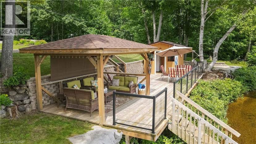 165 LAKESHORE Drive — photo 11 of 36