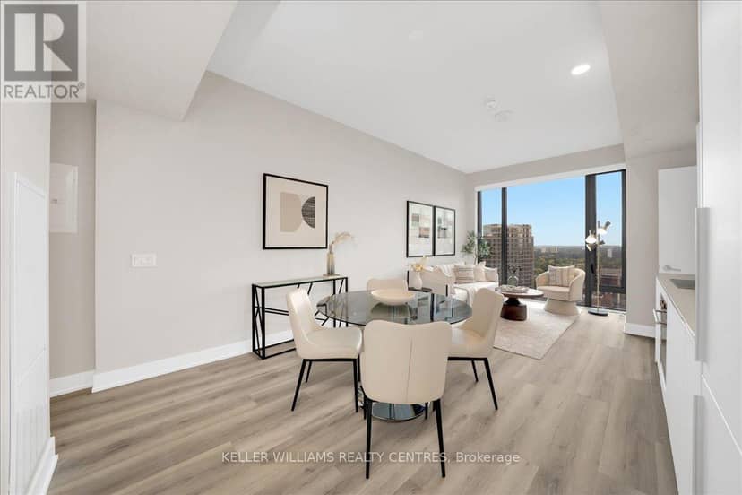 2606 - 8 Cumberland Street — photo 6 of 26