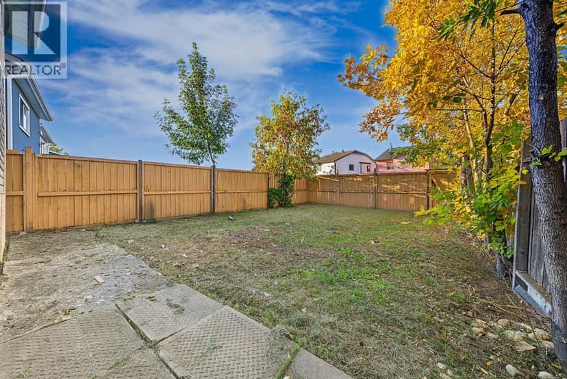 310 Castleridge Drive NE, Calgary, photo 4