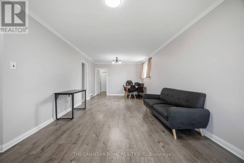 1373 Pharmacy Avenue — photo 10 of 40