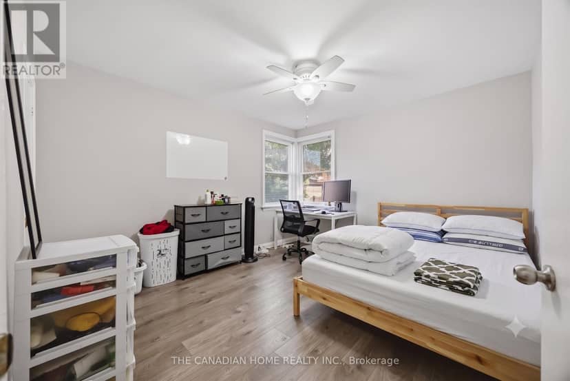 1373 Pharmacy Avenue — photo 18 of 40