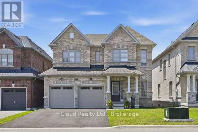 1944 Don White Court, Oshawa