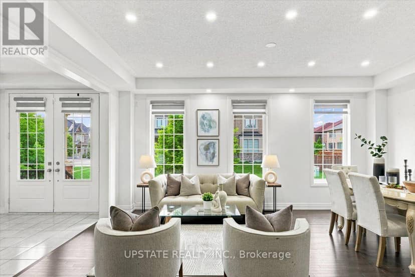 18 Blenheim Circle — photo 10 of 40