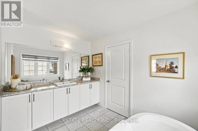 18 Blenheim Circle — photo 20 of 40