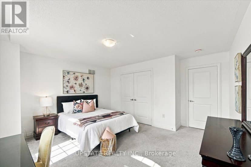 18 Blenheim Circle — photo 23 of 40