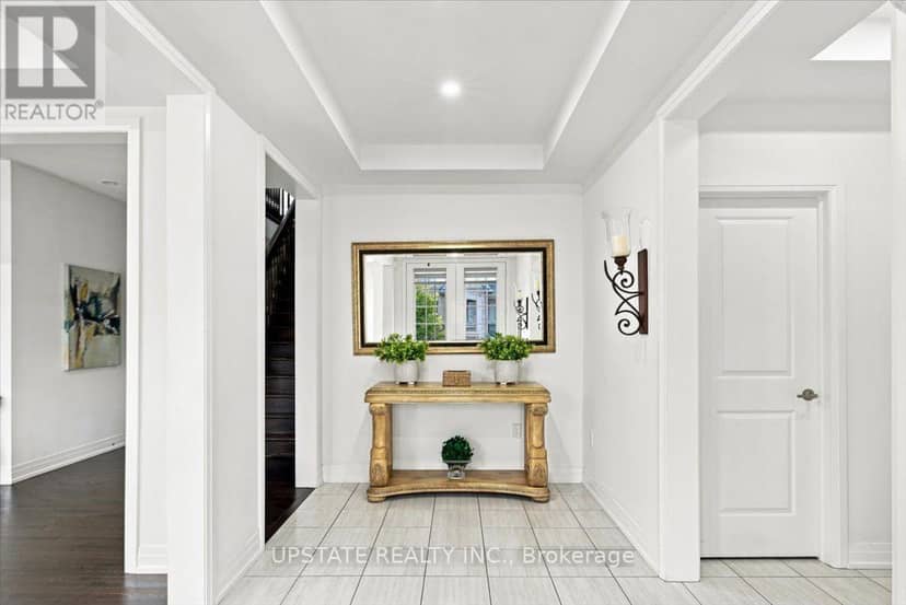18 Blenheim Circle — photo 6 of 40