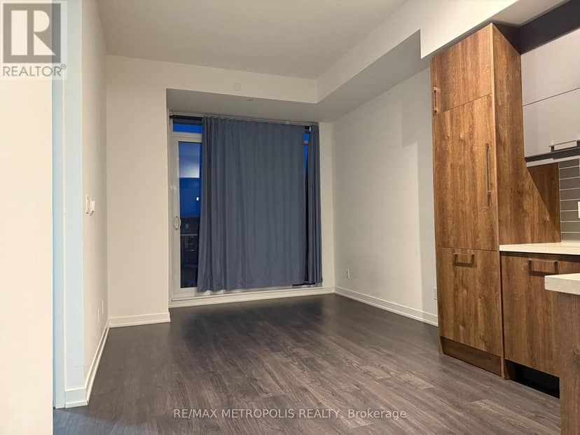 1814 - 292 Verdale Crossing — photo 6 of 29