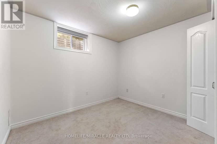 30 Dove Crescent — photo 34 of 39
