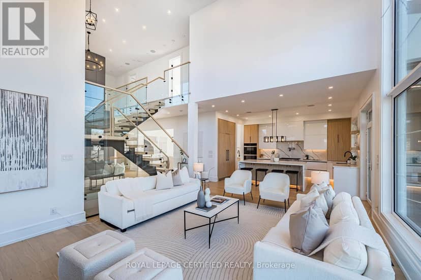 1404 Waverly Avenue SW — photo 10 of 40