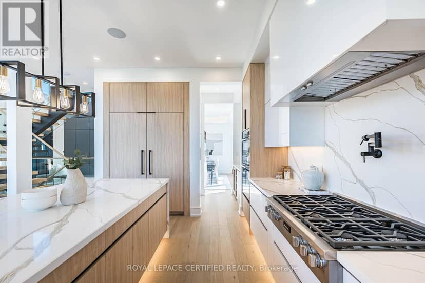 1404 Waverly Avenue SW — photo 18 of 40