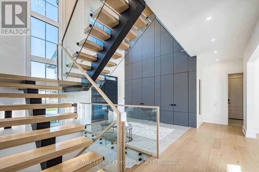 1404 Waverly Avenue SW — photo 8 of 40