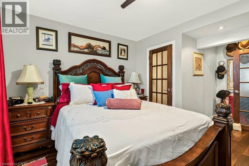 919 RIDGE Road E — photo 14 of 40