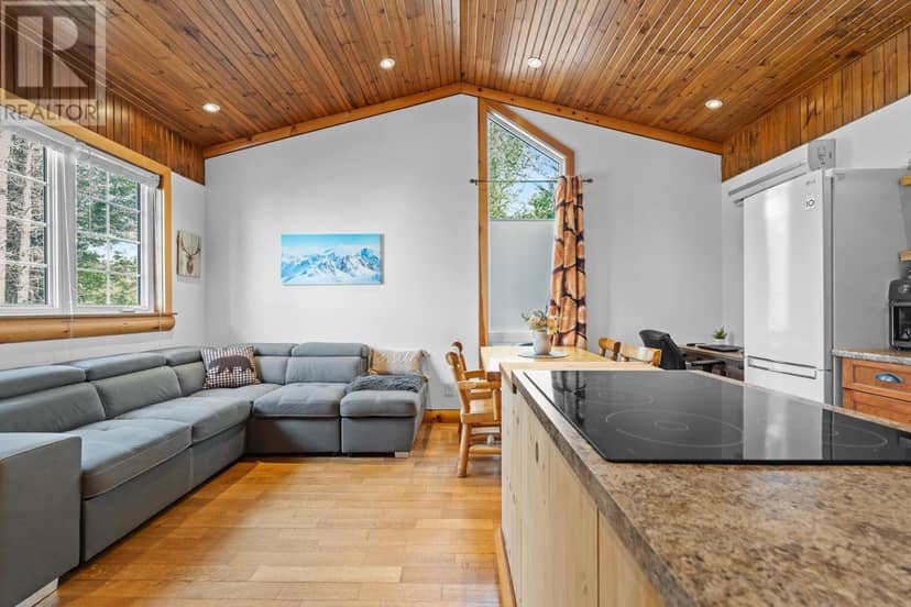 74 Lorenzos Way — photo 32 of 40