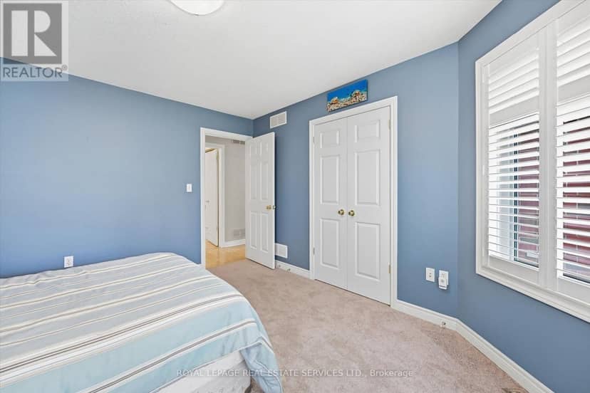 44 Thorold Avenue — photo 28 of 35