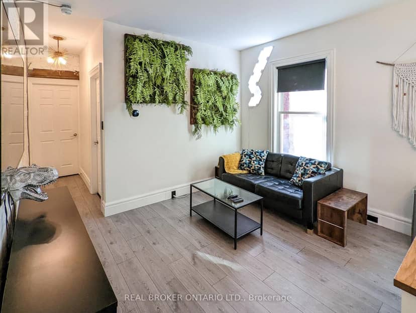 158 Hunter Street E — photo 28 of 40