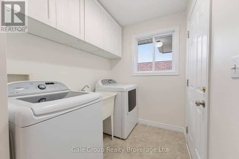 471 Ontario Street — photo 22 of 40