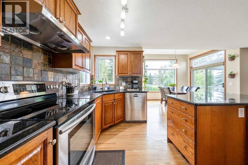 2357 Fairways Circle NW — photo 13 of 40