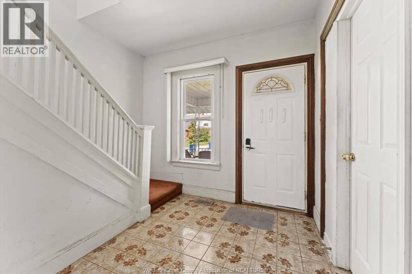 535 Randolph Avenue — photo 6 of 33
