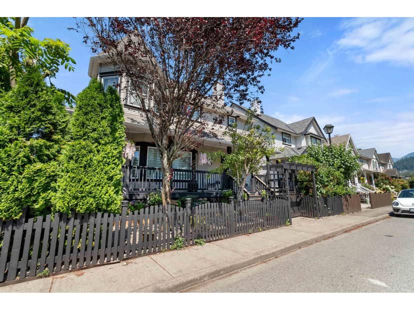 46415 BEDFORD PARKWAY, Sardis South, Chilliwack