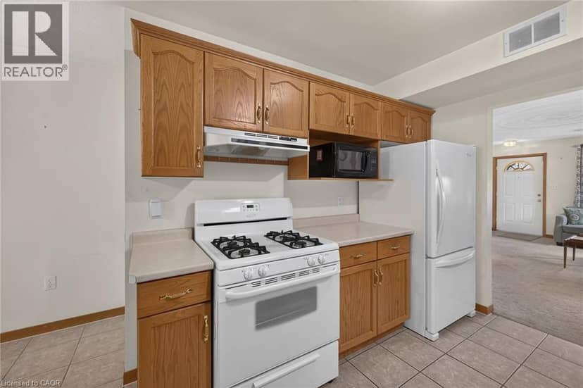 424 JOHN Street — photo 14 of 35