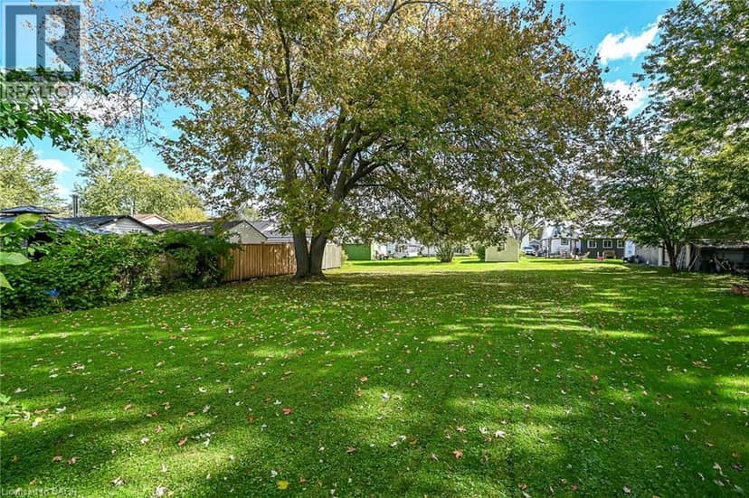 424 JOHN Street — photo 27 of 35